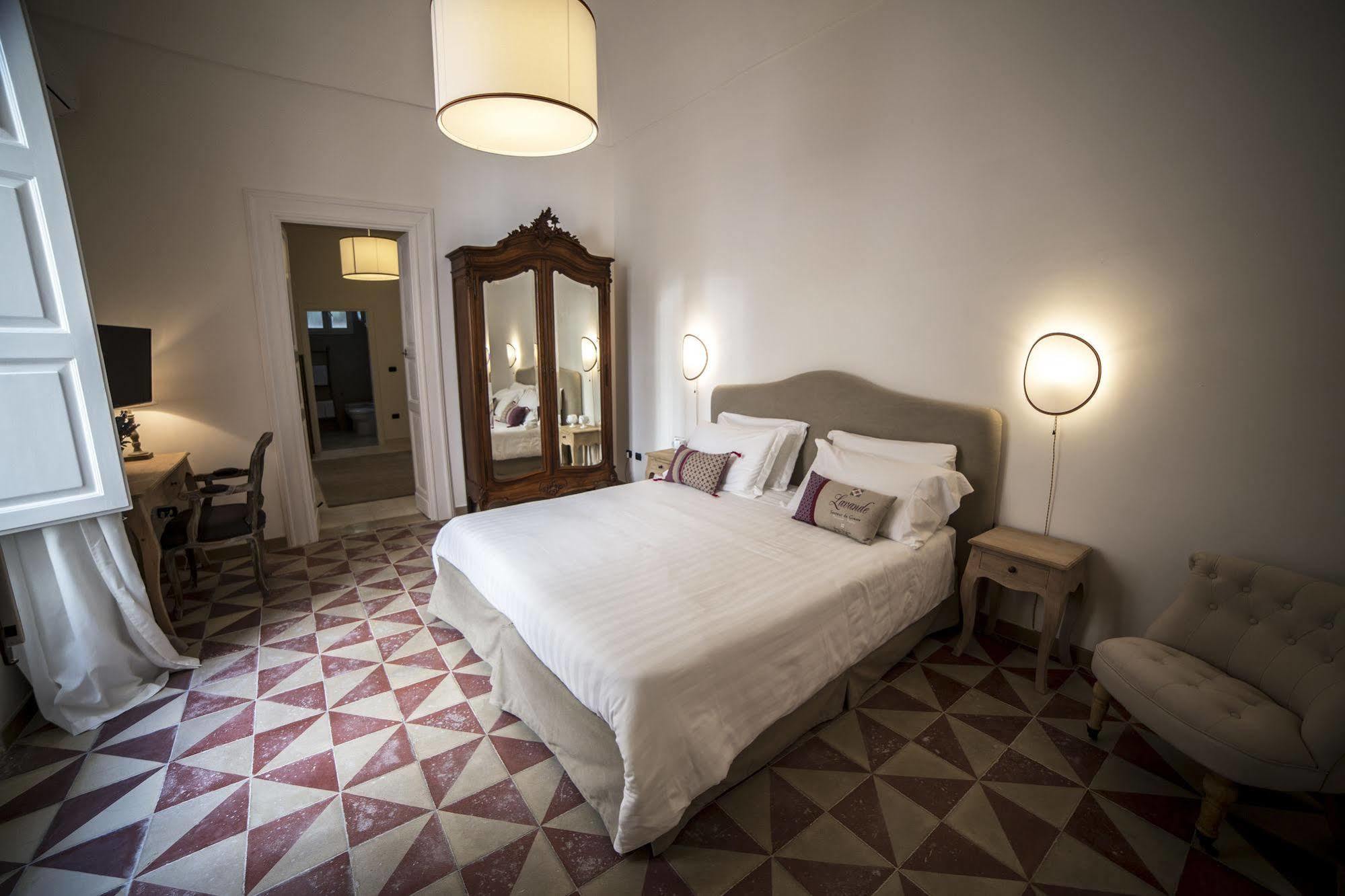Santa Marta Suites & Apartments 莱切 外观 照片